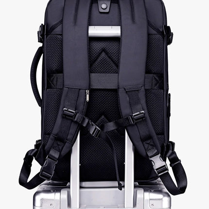 Mochila de Viaje 3 en 1 Convertible Xtreme para Laptop 17" CARGUE - Vista 12