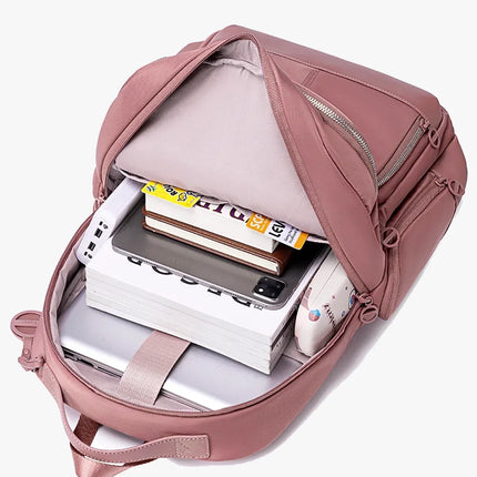 Mochila Femenina en Cuero Urbano Ravena para Laptop 15.6" CARGUE - Vista 8