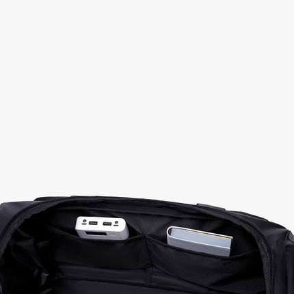 Mochila y Bolso de Viaje Expansible Nomad 3 en 1 CARGUE - Vista 32