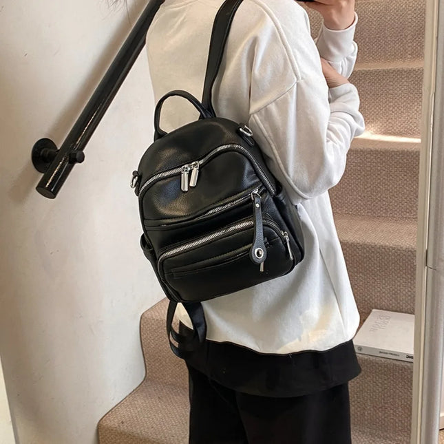 Mochila y Bolso de Hombro Versátil Femenina Elisa CARGUE - Vista 2