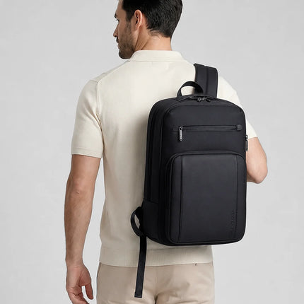 Mochila Ejecutiva Expansible Vertex para Laptop 15.6" CARGUE - Vista 3