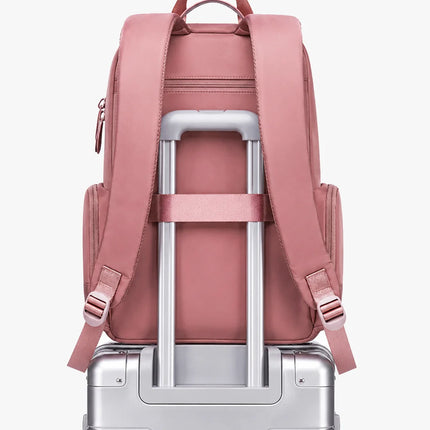 Mochila Femenina en Cuero Urbano Ravena para Laptop 15.6" CARGUE - Vista 12